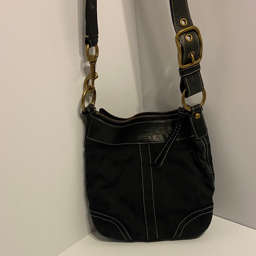 Coach Black signature canvass n Leather Shoulder Bag - Picture 2 of 11